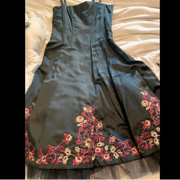 VINTAGE BETSEY JOHNSON BLACK SILK TULLE DRESS 6 - Picture 4 of 8